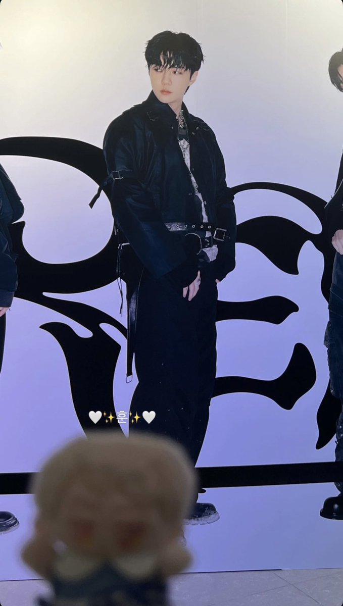 oohaehun's tweet photo. คนหล่อเท่ ที่ไม่ได้เจอกัน ㅠㅜ

 #EXhOrizon_in_BANGKOK https://t.co/Ro4HTCOBfE