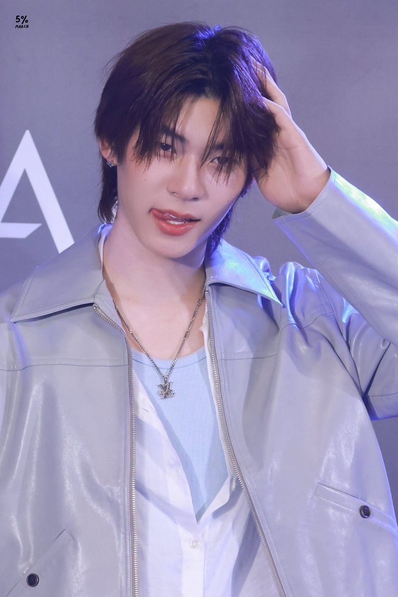 𝟱% 𝗺𝗮𝗿𝗰𝗵 — 🧸 tweet media