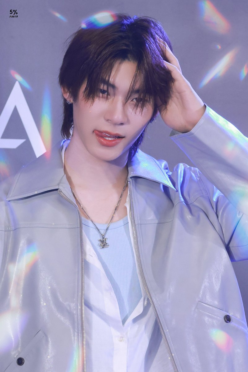 𝟱% 𝗺𝗮𝗿𝗰𝗵 — 🧸 tweet media