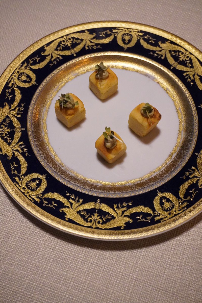 chefFredi79's tweet photo. X

Twice-Baked Cornbread ✨
Tradition, reimagined through texture, precision, and fine dining simplicity. https://t.co/HgGuXlUr4r