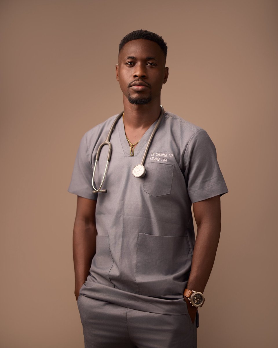 Tolulexy's tweet photo. Yesterday, I stood before God, family, friends, teachers, and colleagues to take the oath that marks the beginning of a new phase.

After eight years of growth, sacrifice, resilience, and grace, the dream finally became reality.

Dr. Oduntan Daniel Toluwani. MBChB, Ife.🩺🙏🏾 https://t.co/P0OU06jhYc