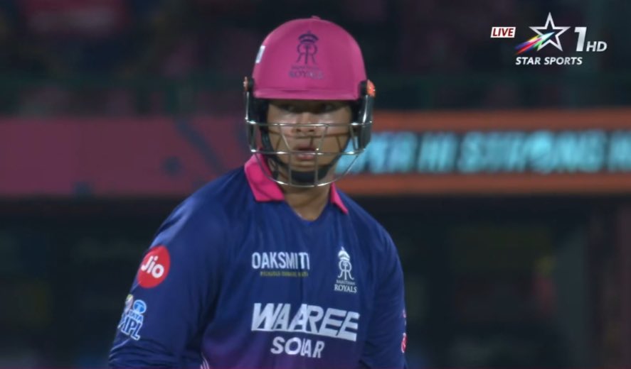 mufaddal_vohra's tweet photo. 🚨 HISTORY WRITTEN BY SURYAVANSHI. 🚨

- 15 year old Vaibhav Suryavanshi becomes the first ever Indian batter to hit 50 sixes in a single IPL season. 🤯 https://t.co/0m6wasRJkJ