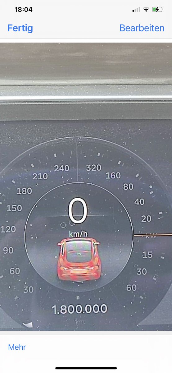 gem8mingen's tweet photo. 431.177 km im letzten Jahr. Akku und DU locker über 1.000.000 km ohne Reparatur. DU wurde bei exakt 1.800.000 km in Zagreb modifiziert. Vorher bei Tesla wären ca zehn Instandsetzungen vonnöten gewesen. Die EVC hat Teslas Versprechen umgesetzt. Tesla hat mit der DU versagt. https://t.co/yK4EYsrXgo