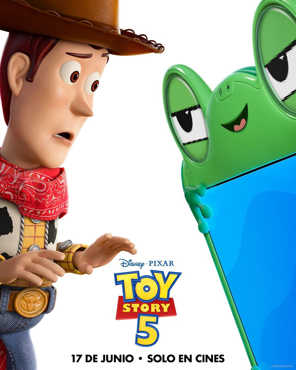 Disney Studios LA tweet media