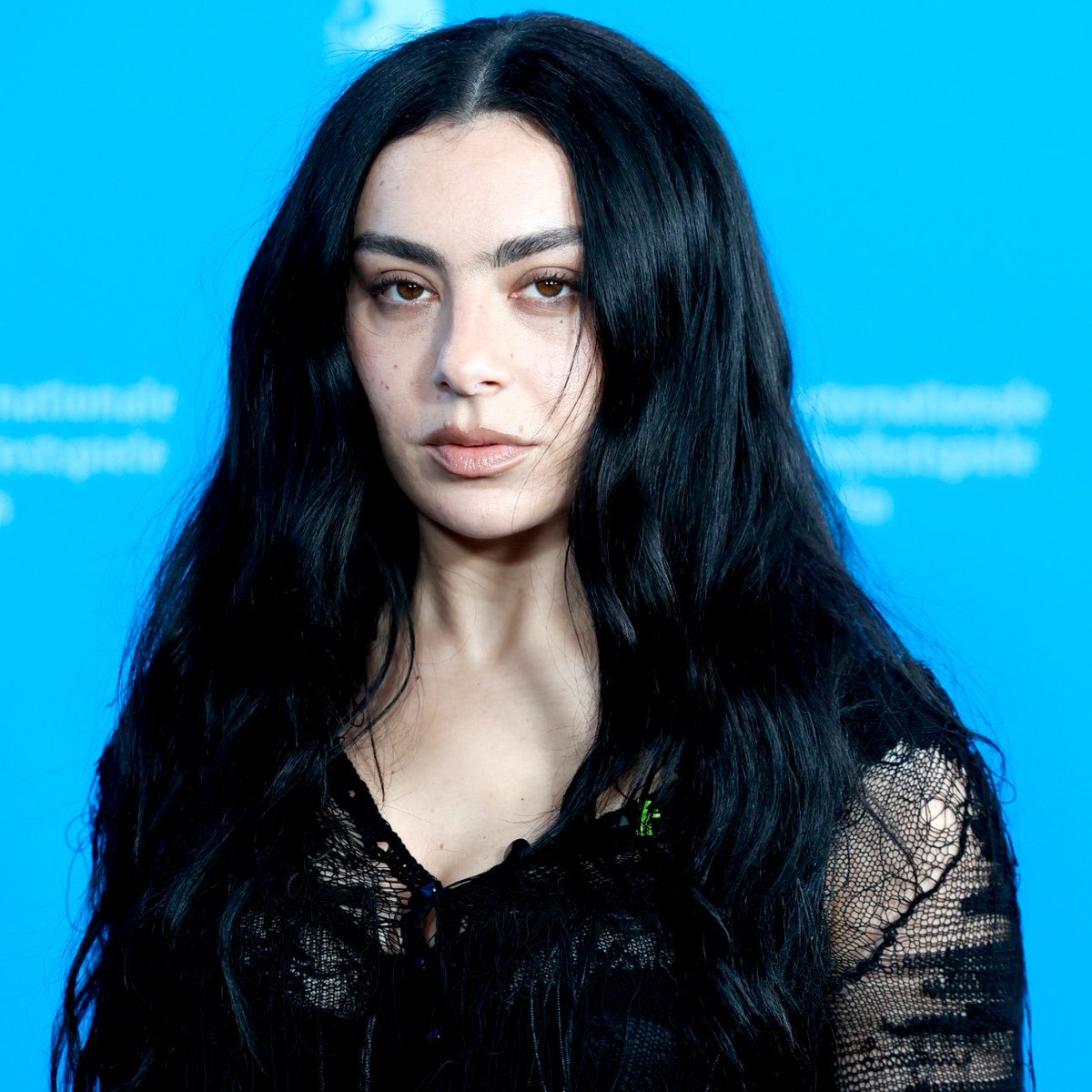 headphoness_on's tweet photo. 🚨| BREAKING: Charli XCX’s vehicle registration expires TODAY! https://t.co/F8JHvgrjSA