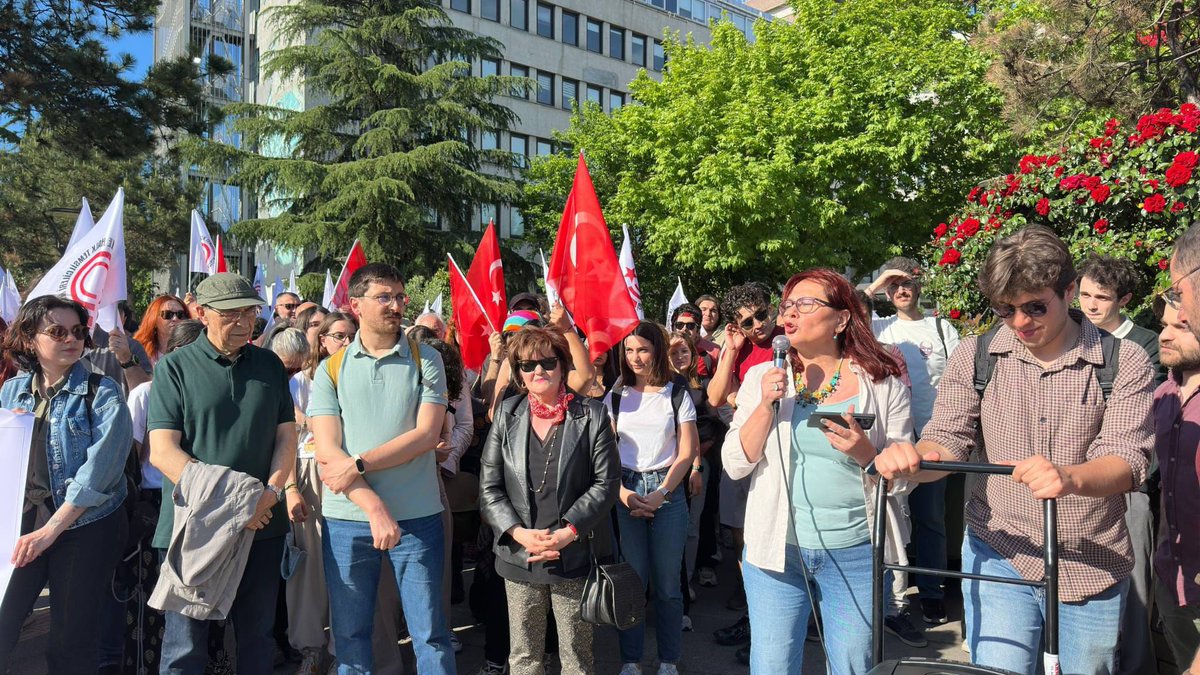KadikoyHTM's tweet photo. Kıyı kullanım hakkımızdan, temiz deniz hakkımızdan, ferah ve ulaşılabilir kent merkezi hakkımızdan vazgeçmiyoruz. Böylesi çıkar projelerini icat eden AKP’den ve bunun bir parçası haline gelmiş yerel yönetimden hesap sorduk! https://t.co/dPmWmP0LpL