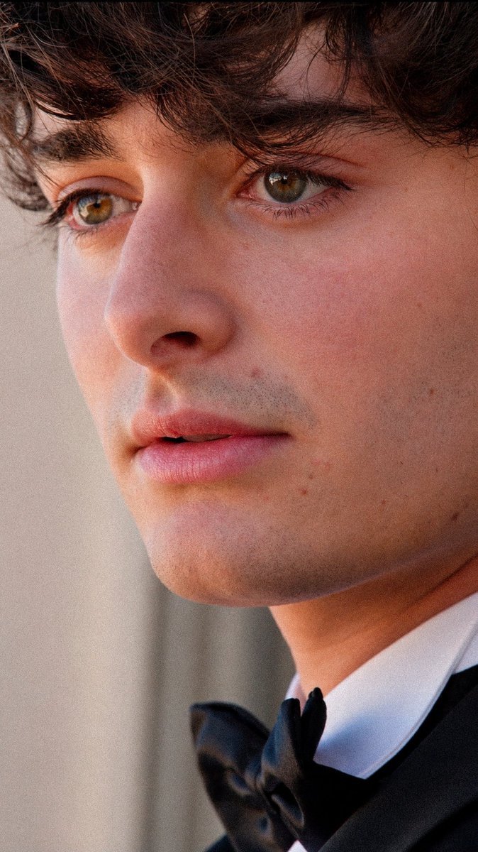noahthinker •♡• Lou tweet media