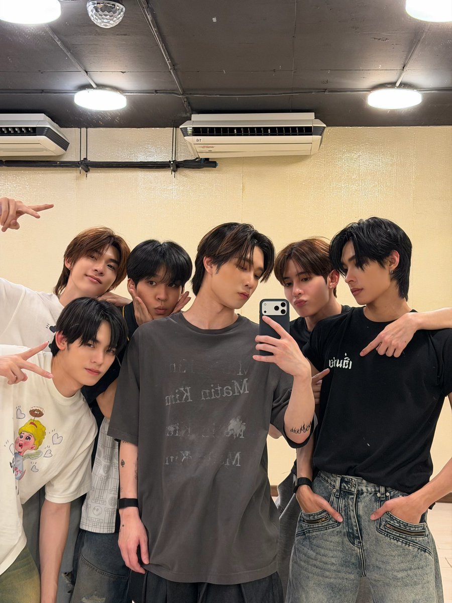 mynameis_yim tweet media