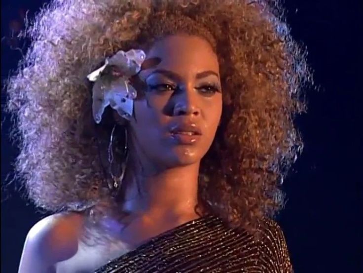beyoncé hourly 𐚁ིྀ 🍬ৎ୭˚˖٠ tweet media