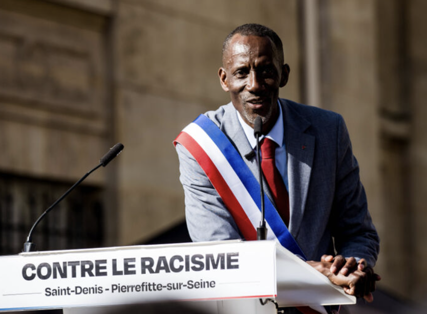 Laurent de Béchade tweet media