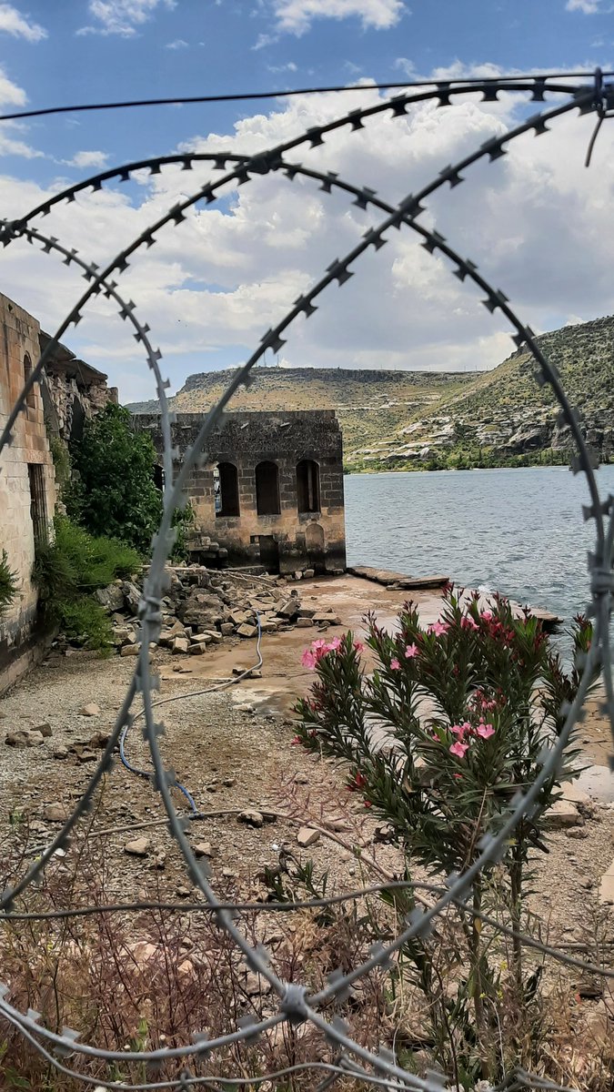 gizeeemm's tweet photo. Cittaslow🥀 (📸Halfeti, Şanlıurfa) 
#photooftheday #photo #art #şanlıurfa #halfeti #cittaslow https://t.co/0JRbSOXVXY
