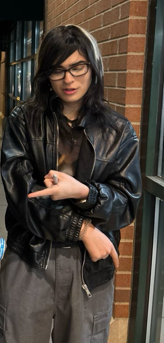 212okay's tweet photo. ugh she looked so good here https://t.co/7ezTrIFuM4
