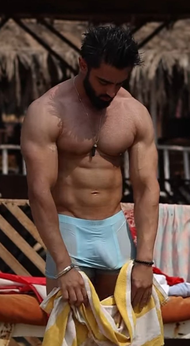 hotmen tweet media