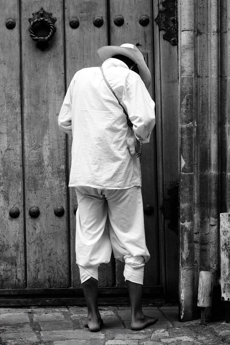 G1OSER's tweet photo. #streetphotography https://t.co/6P7X1ik4sH