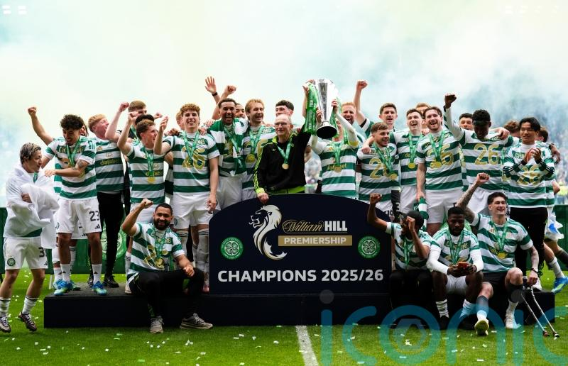 ForCelts's tweet photo. Champions again 🥳🍾🏆🏆🏆🏆🏆 https://t.co/vt0HD8rdFl