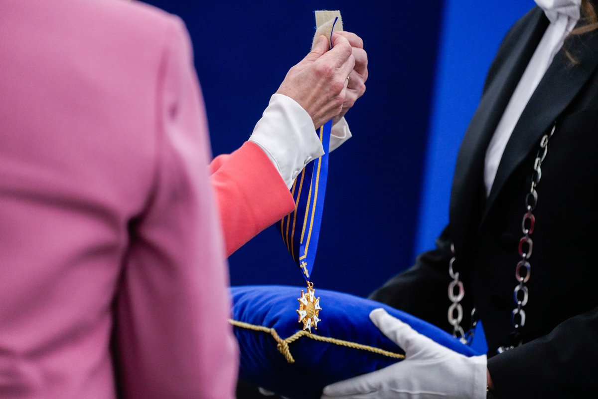 EPinIreland's tweet photo. Today, the first laureates of the European Order of Merit were honoured for their significant contribution to EU integration and values at the European Parliament. 🏅

#EuropeanOrderOfMerit 🇪🇺 https://t.co/k9srkSHLg8