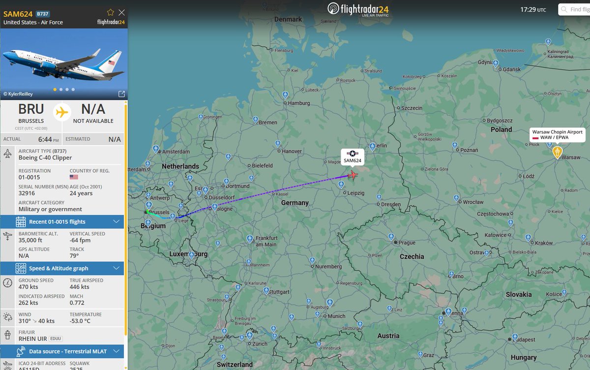 PolishMilRadar's tweet photo. 📅 19.05 🕗 19:30LT - 🇺🇸✈️ Boeing C-40 Clipper #USAF w drodze do Warszawy ✈️
Z Brukseli #EBBR 🇧🇪 do Warszawy #EPWA 🇵🇱 leci ✈️ #SAM624 Boeing C-40 Clipper "01-0015" Sił Powietrznych Stanów Zjednoczonych #USAF 🇺🇸. Prawdopodobnie na pokładzie znajduje się gen. Christopher Mahoney, zastępca przewodniczącego Kolegium Połączonych Szefów Sztabów wojsk USA, który w zastępstwie za gen. Dana Caine’a ma spotkać się w środę w Warszawie https://t.co/yMUpFNpCiZ z Ministrem Obrony Narodowej Władysławem Kosiniakiem-Kamyszem.
🔗 https://t.co/ZWhX34S6hG
#POLMILRADAR