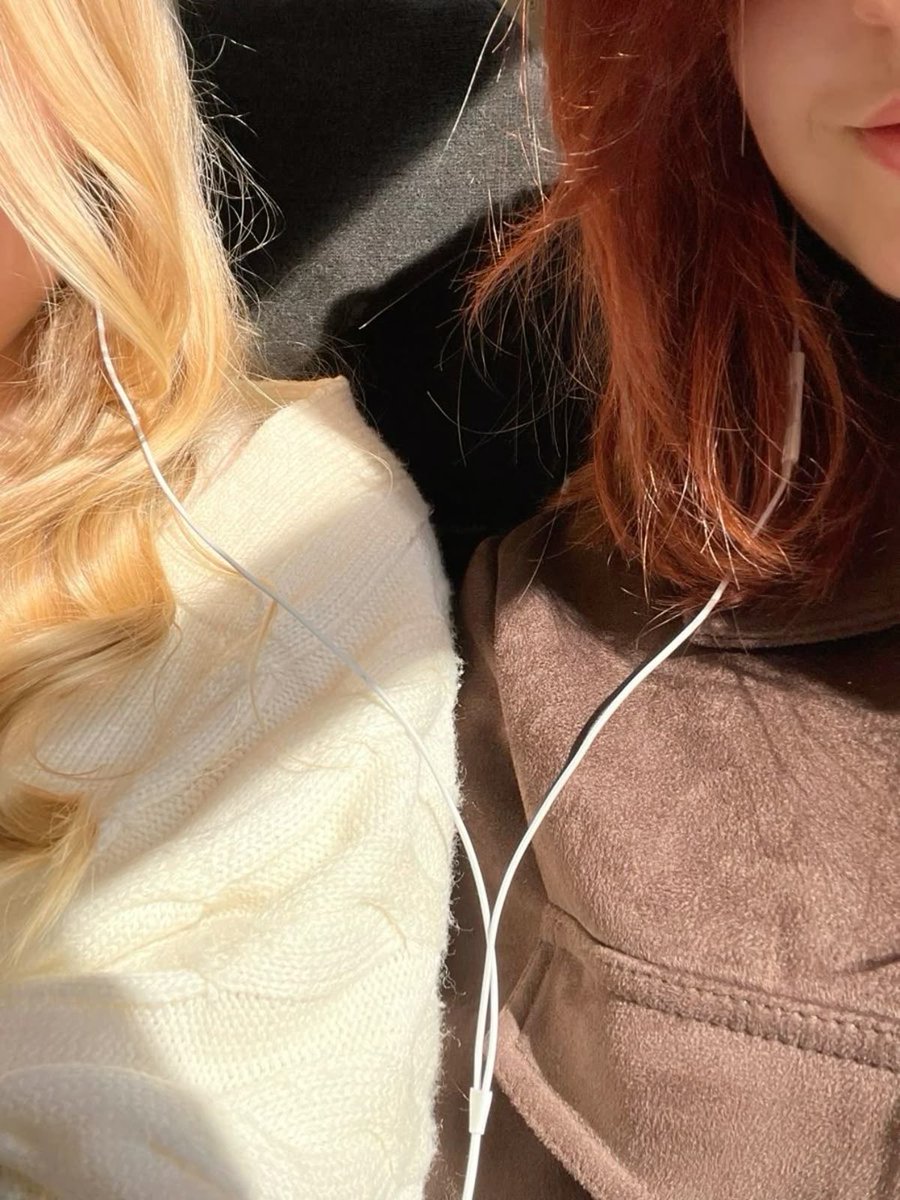 lena ‹𝟑.ᐟ tweet media