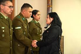 TERE_LAprofe73's tweet photo. MUCHOS PREFIEREN MINISTROS SIMPATICOS O QUE HABLEN BONITO , YO PREFIERO EFICIENCIA , CORAJE Y TERRENO .

APOYANDO A LOS MINISTROS QUE HACEN LA PEGA EN LA CALLE !!

TRINIDAD STEINERT
IVAN PODUJE 

@MinSteinert 
@MinistroPoduje 

¿ Y TU QUE PREFIERES ?

RT 
TEMUCUICUI
OPERATIVO
VIVIENDA
EFECTO KAST 
RUTA 5 SUR 
ESTADO DE EXCEPCION 
TRABAJEN
LEY UBER 
PARTIDO COMUNISTA