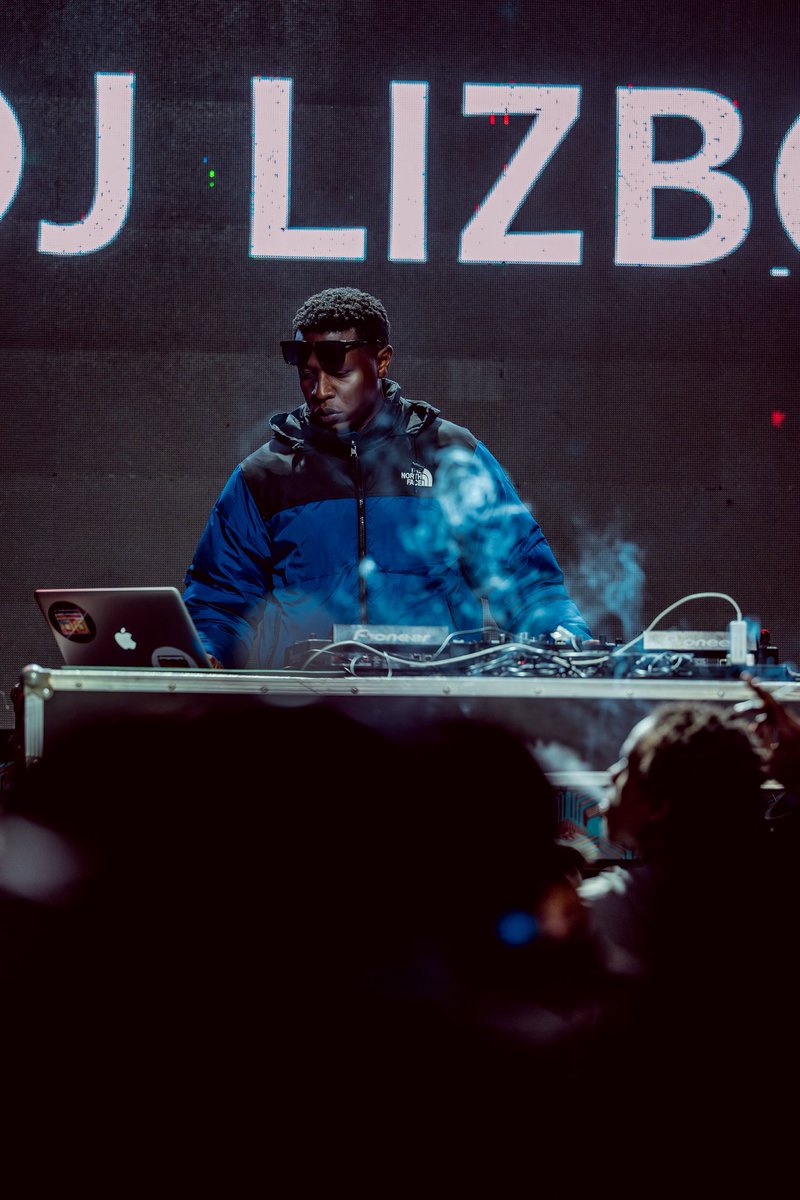 DeejayLizbon's tweet photo. This is what locked in looks like ππΌ
#dj #fyp #TopClassAllSchoolDj https://t.co/eF3SMjjF8h