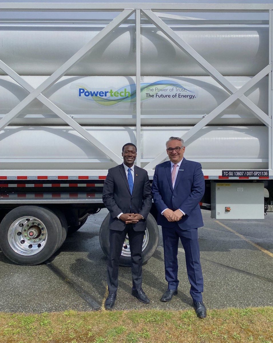 G_Anderson1's tweet photo. Expert guidance is key as we update the B.C. Hydrogen Strategy. 

I toured and met with the team at @bchydro’s Powertech Labs in Surrey, where research, development &amp; testing help bring breakthrough hydrogen technologies to market.

#bcpoli #hydrogen https://t.co/9ovq2PcdMc