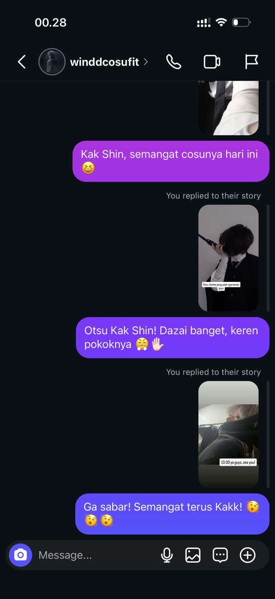 sheiceventure's tweet photo. #sanegiyuu two tweets local au

Sanemi as cosplayer yang lagi naik daun &amp; Giyuu yang jatuh cinta sama sosok asli cosplayer itu

Sebenernya tiap reply itu beda hari, tapi ya… YAAAAAAA. Intinya anggap aja tiap reply beda hari ya guys, aku bikin manual pake IG beneran soalnya ☺️🙏🏻 https://t.co/VJfUGteBvn