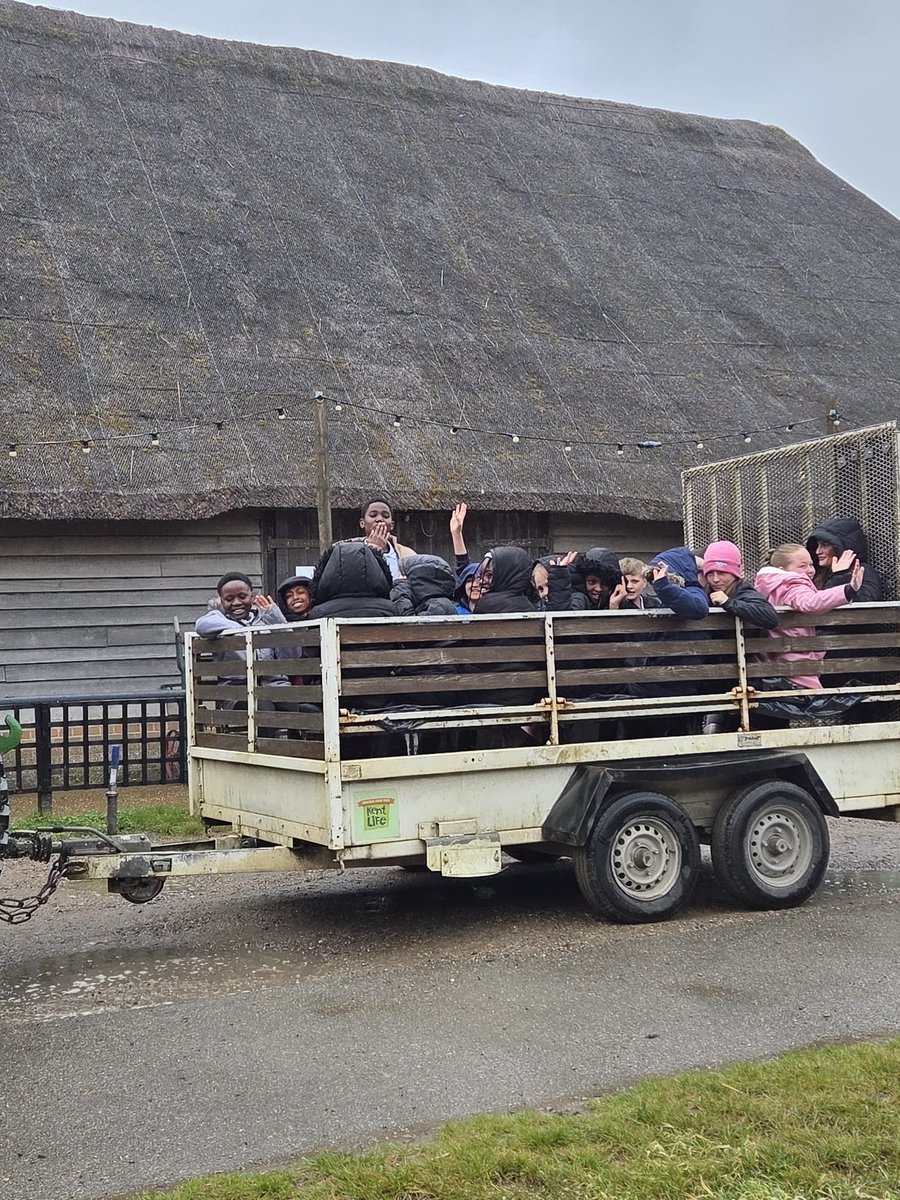 BWPrimary's tweet photo. Year 6 had a fantastic time @Kent_Life today learning about World War II https://t.co/cUXo2rdn9K