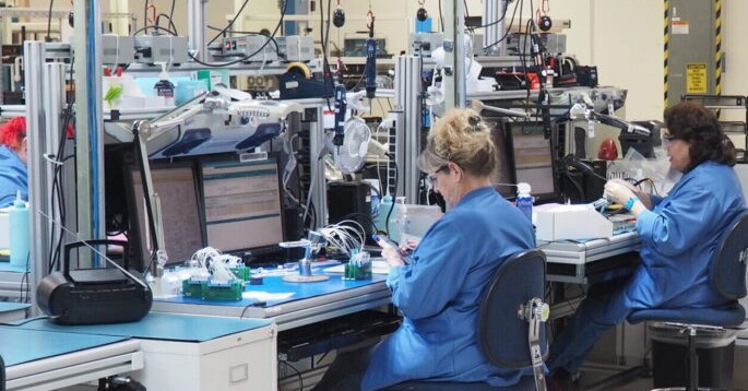 CAeroconnect's tweet photo. 🏭 Supporting Critical Missions with Precision Manufacturing 🏭
From our 62,000 sq. ft. Prescott, AZ facility, we build &amp; test reliable radio &amp; audio systems—ensuring flawless performance when it matters most.

🔗 https://t.co/9p99tHF43a 

#CanyonAeroConnect #Manufacturing https://t.co/Un7MJrQC5W