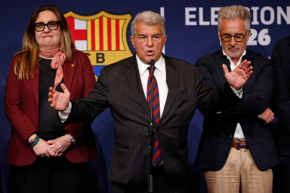 Barca_Buzz's tweet photo. ‼️Barça are on track to get back under La Liga's salary cap this summer, resulting in acheiving the 1:1 rule for the first time in years. La Liga's Corporate General Manager Javier Gómez made it pretty clear, pointing to three factors: the validated VIP box deal (~€70M), Camp Nou's new stand generating fresh revenue, and Lewandowski's departure clearing a hefty wage and amortization bill. New sponsorships could help further, and there's even a rule that lets clubs defer coaching staff renewals under FFP, though Barça probably won't need it. 

The expected €11M from Monaco for Ansu Fati is also factored in. Once the 1:1 is restored, that money could be spent freely rather than under the restricted spending rules. Official confirmation from LaLiga hasn't arrived yet, but the feeling is clear that it will arrive. #FCB💰

Via (🟢): @Luis_F_Rojo @manu_malagon [MARCA]