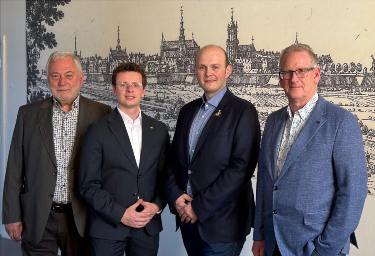 CDAHulst's tweet photo. CDA Hulst stelt schriftelijke vragen over de slui­ting Wes­ter­schel­detunnel.

👉Lees hier meer: https://t.co/Nh0aCArZKS https://t.co/Zo80PHfgVH