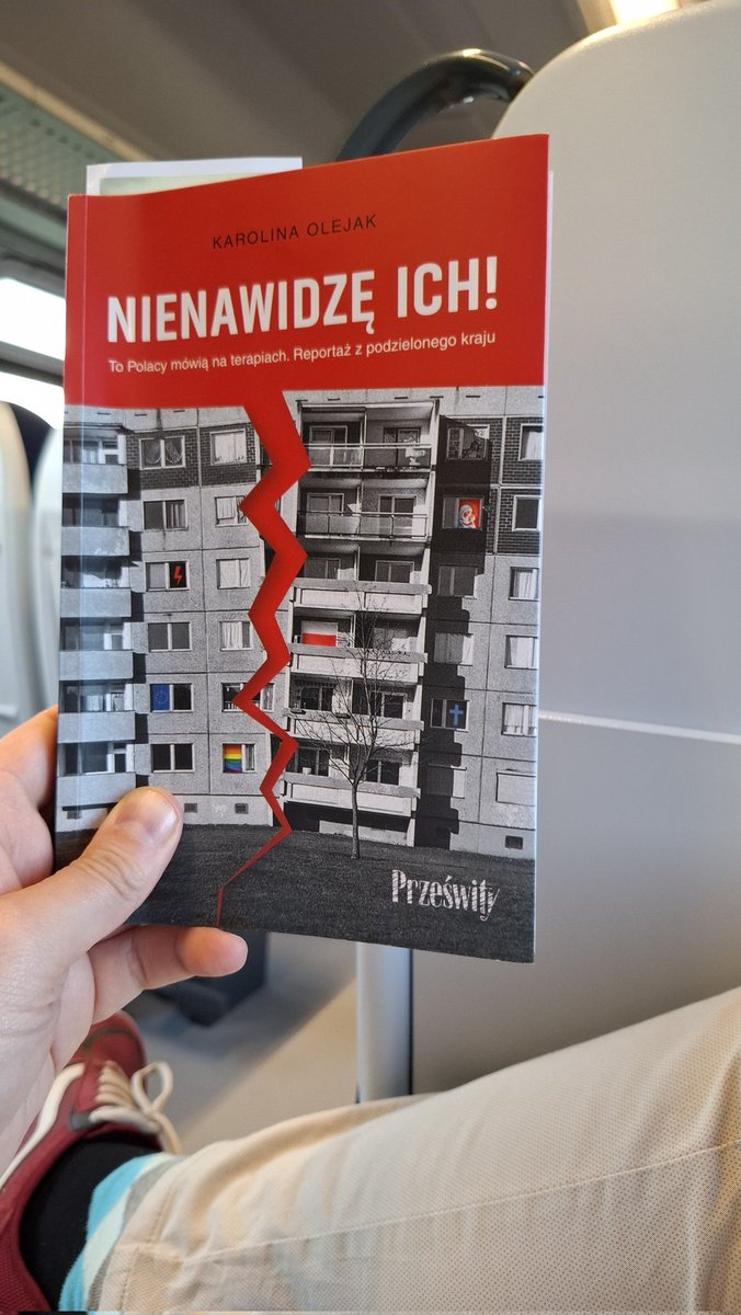 pio_tru's tweet photo. Jutro w warszawskim @KlubJagiellonsk porozmawiamy o głośnej, ważnej i potrzebnej książce @KarolinaOlejak razem z Autorką @Przeswity i @MarcinDuma.

Dawno na żadną dyskusję tak się nie cieszyłem! Wpadajcie! https://t.co/hFNSuqfQH4