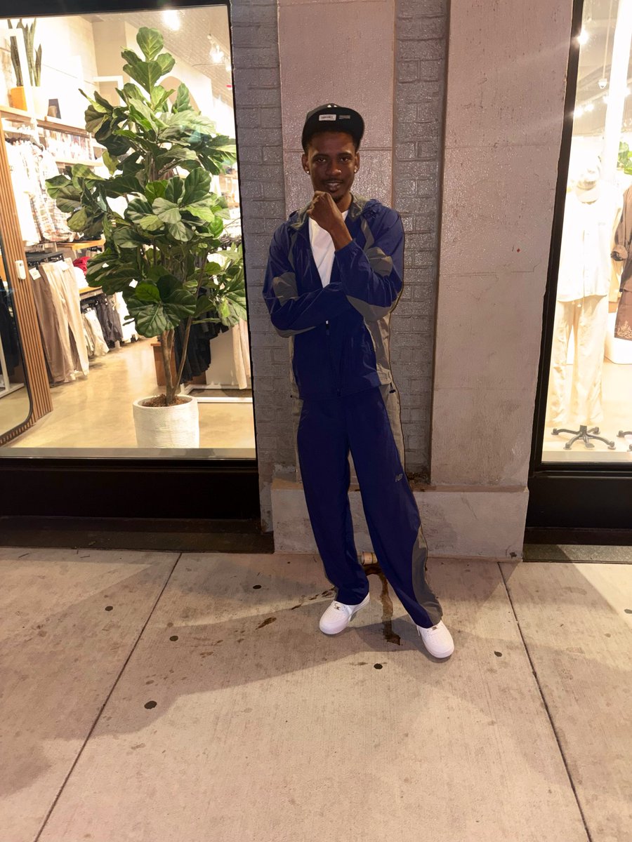 Scootadashoota's tweet photo. I’m A Slim Nigga I Ain’t Never Seen This Many Pounds.. Gotta Get Em Up Off Me 😉 https://t.co/os6oGPWn9a