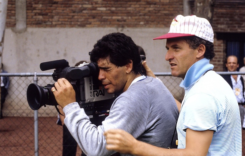 Maradona Retro PICS tweet media