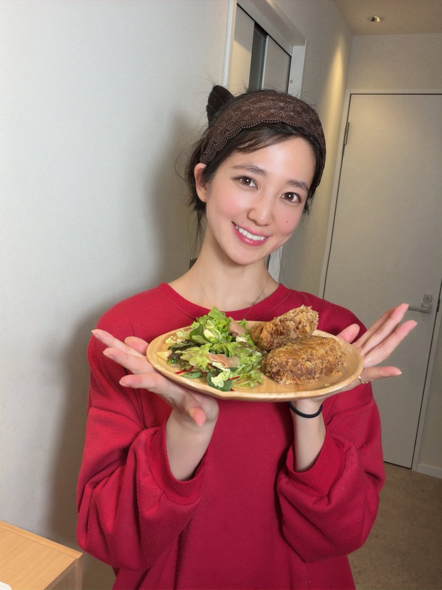 satoakarii's tweet photo. おはよ〜っ🌱

リボーン（ドラマ）に出てくる
あかり商店街の「あかりコロッケ」に運命を感じてしまって、、、ついつい作ってしまったよ〜🤭

サクッ、ホクッ、しあわせ〜👍

#いいなと思ったらRT https://t.co/agBTk7LbJ4
