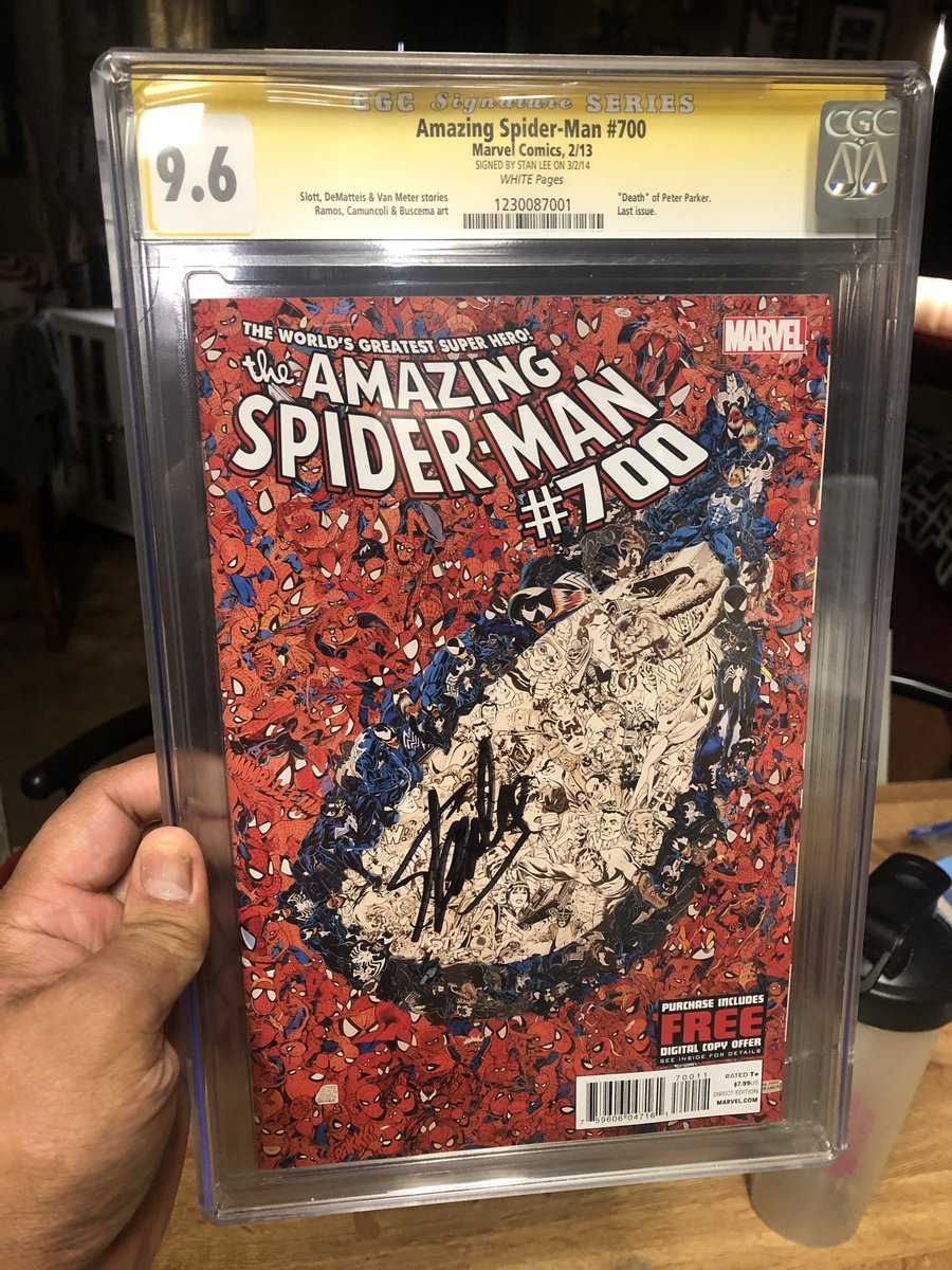 DougBoon's tweet photo. @SpideylifeOne @MarvelComicsHQ Agreed. The only comic I actually got signed by Stan in-person. 🙏🏽 https://t.co/8ZZuEr5RLX