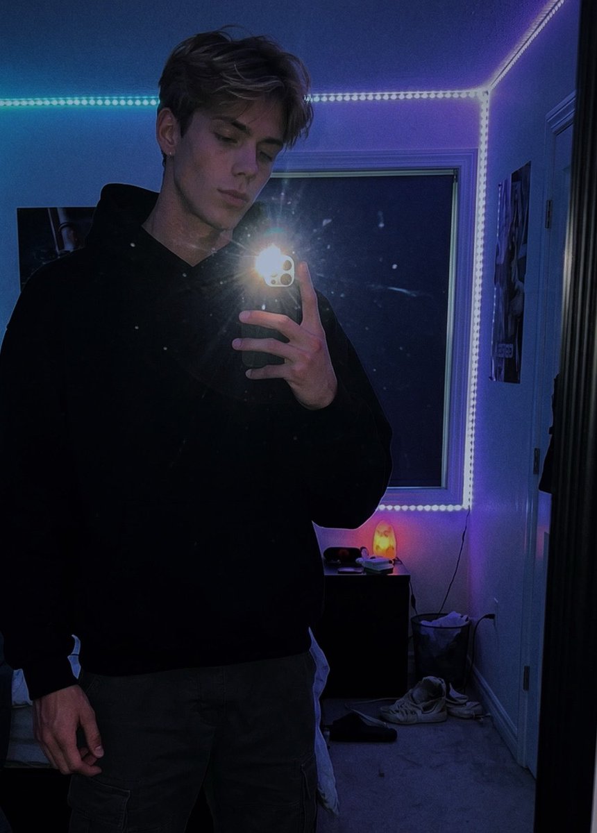 Sam 😈 || 70% OFF🏷️ tweet media