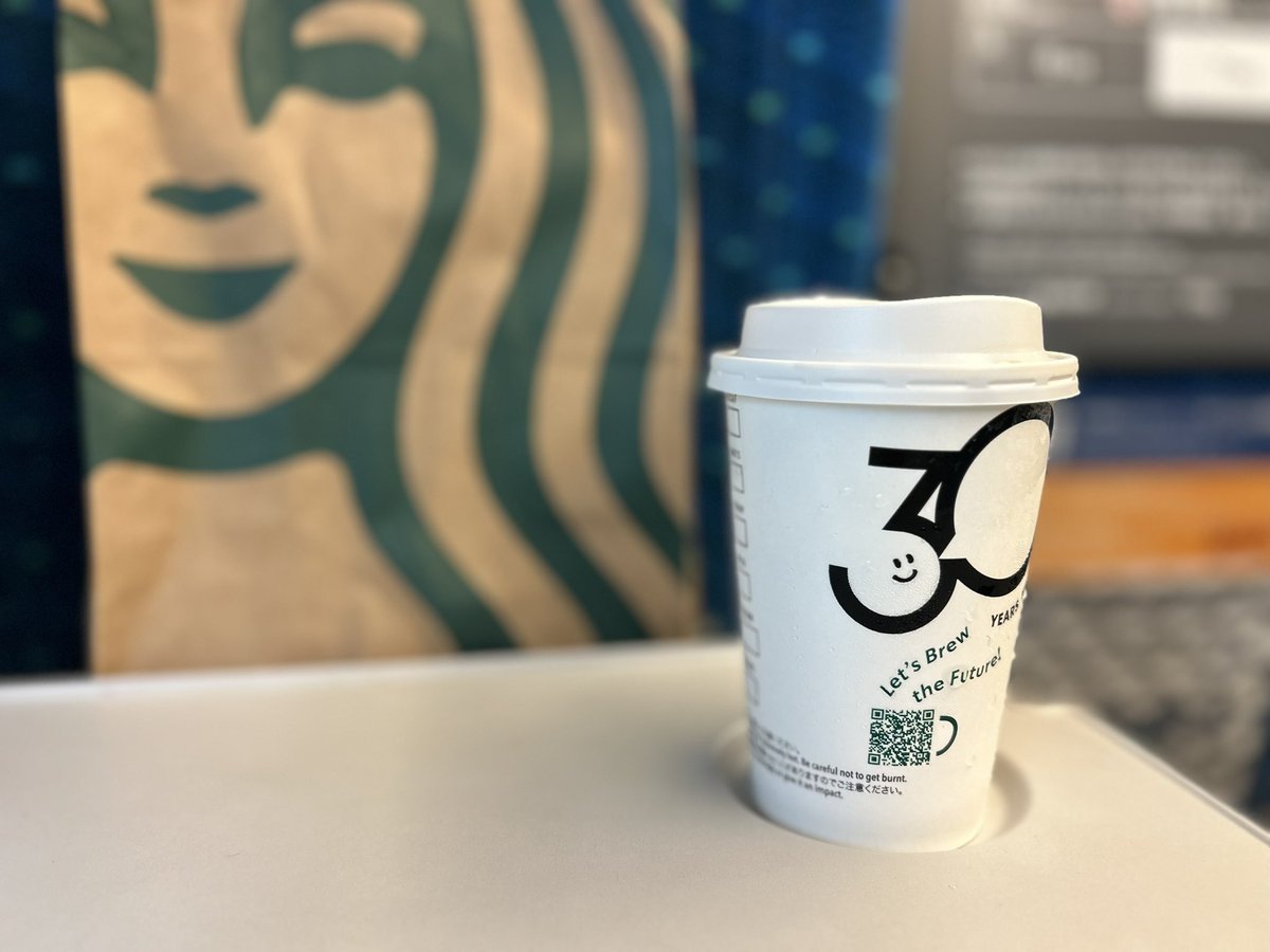 cc_stady's tweet photo. 新幹線、いつぶりだろう。
自席で仕事だったからなんか新鮮。 https://t.co/UI2qK2E8mN