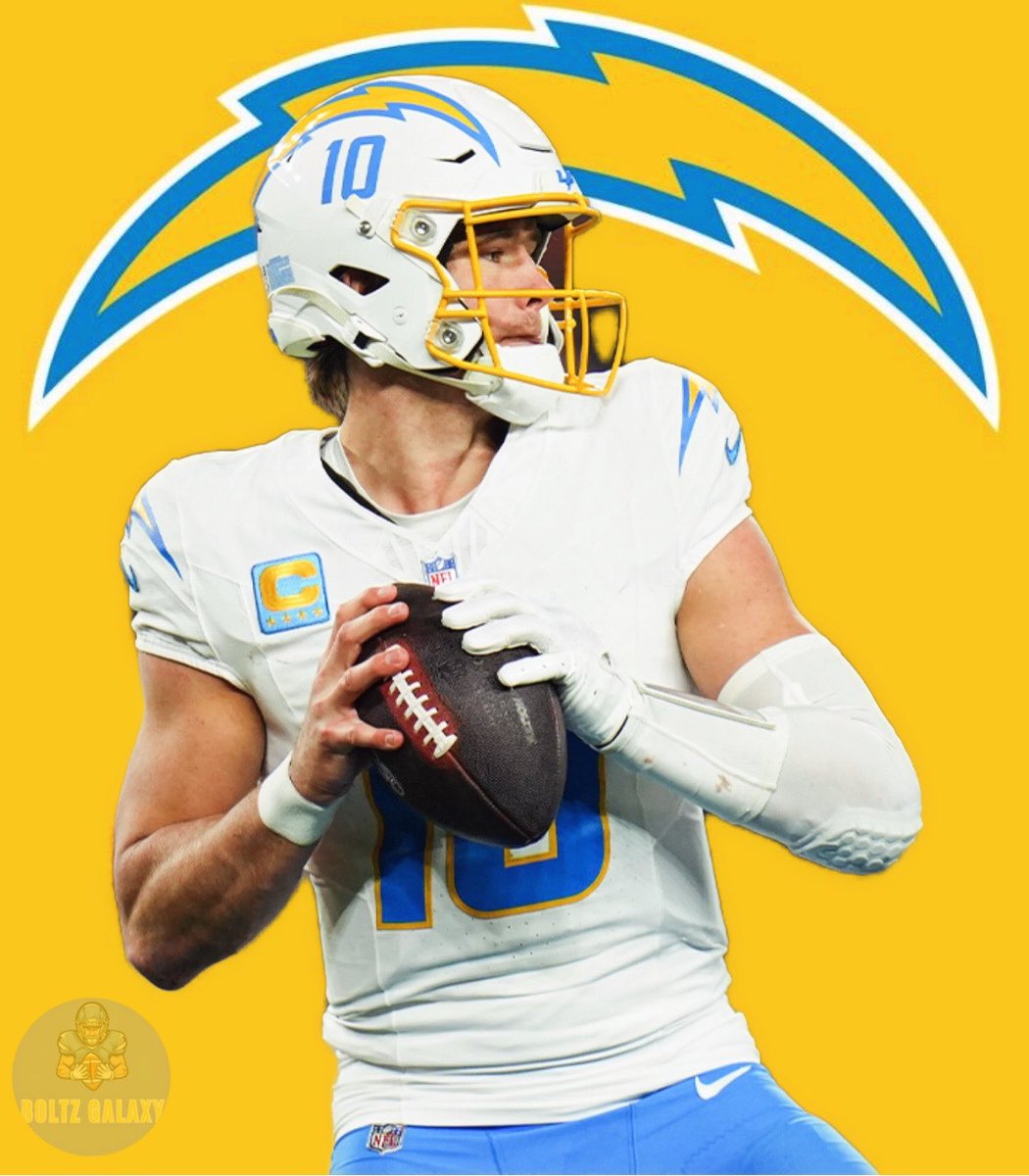 boltzgalaxy's tweet photo. Alright Chargers fans, let’s hear it! 👀🔮

What do you think Justin Herbert’s stat line will look like in the 2026-2027 season? 🤔

Bookmark this post for fun, so you can come back and see if you were close!

I’ve got 👇
🏈 69.2% 
🏈 41 TD 🚫10 INT
🏈 4,997 YDS
🏈 100.9 RTG https://t.co/O6HV2adpoh