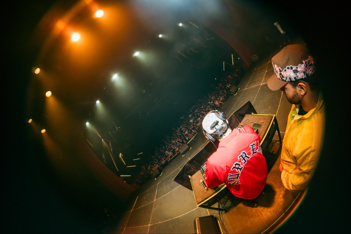 FvckRkns's tweet photo. Que locura fue abrirle a Yung Beef en casa 🙌🏻 https://t.co/z6LQXe1wzR