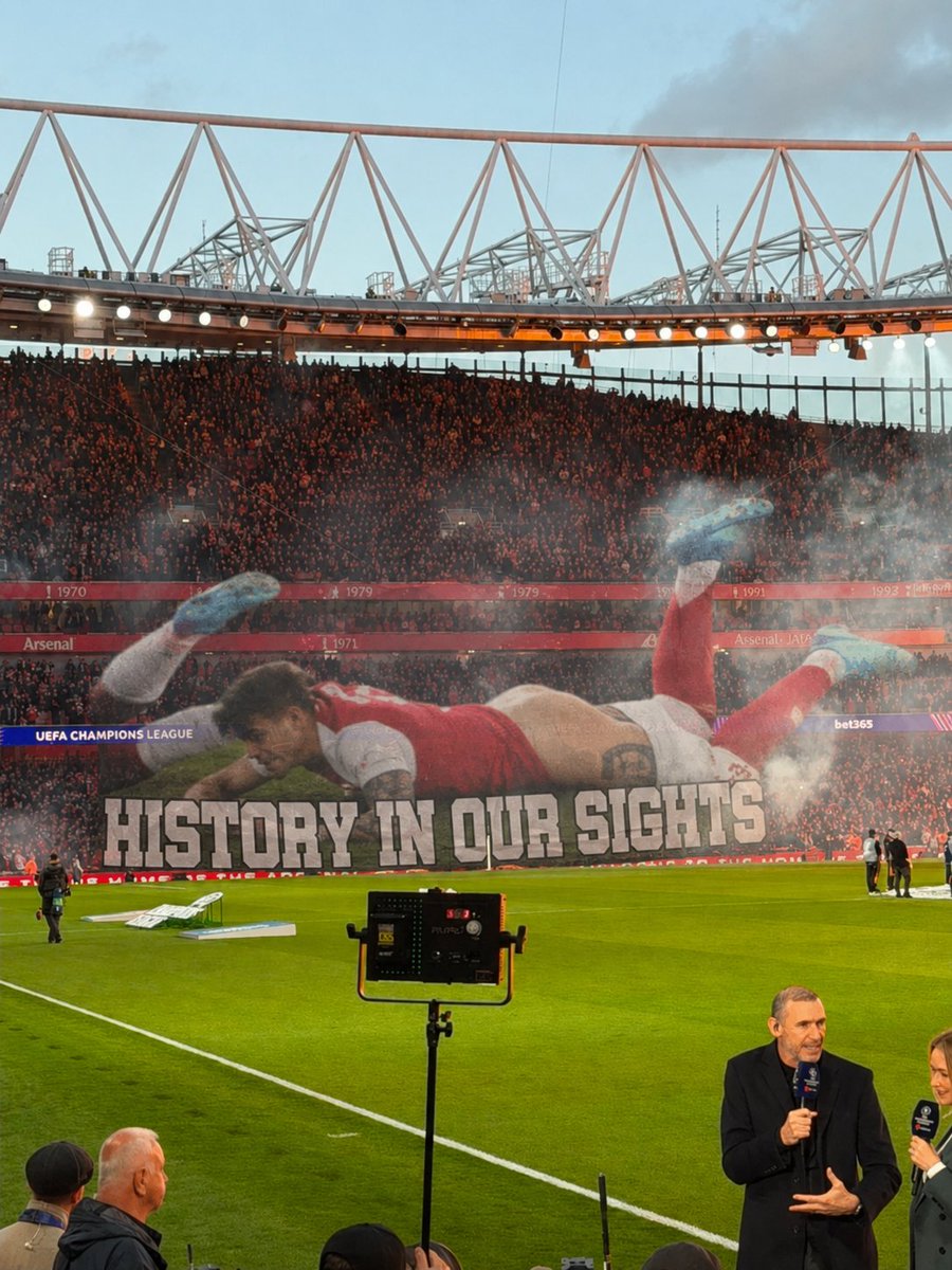 bityuby's tweet photo. @IDGoonerscom Tifo kita yang sangat menakutkan buat lawan next season https://t.co/BHh2SoTv3H