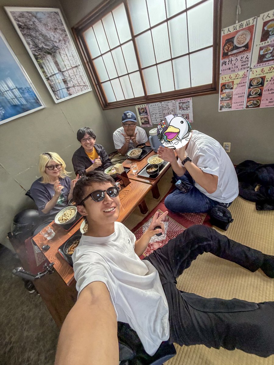 Motovlogger Siro tweet media