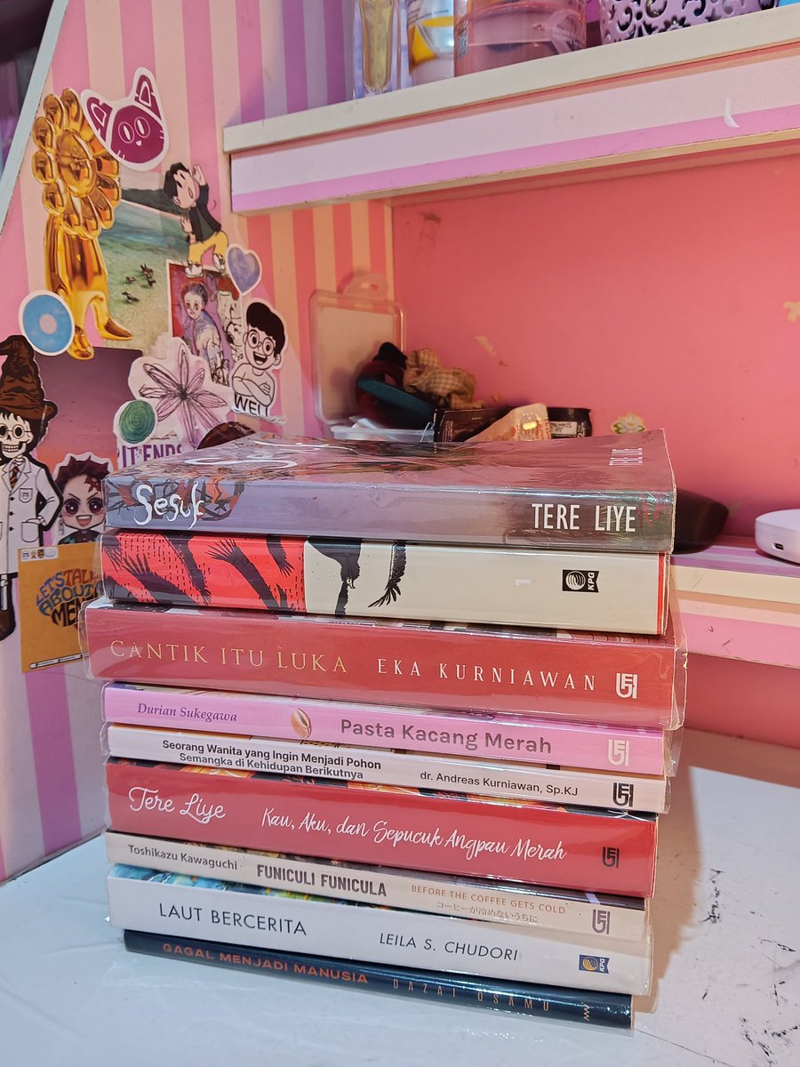 giiegna's tweet photo. haloo, want to sell - #wts preloved buku bekas pemakaian pribadi. start form 45k - 100k dan bisa nego yaa. semua buku sudah 100% ori, yuk yang minat bisa tanya2 dlu aja ya 👋

📍semarang (bisa cod) https://t.co/zbv4AgjlG7