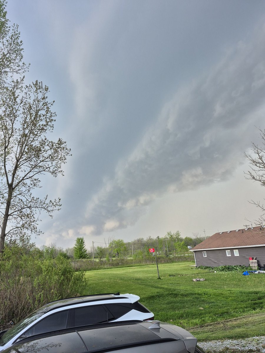 bomberry691's tweet photo. @IWeatherON Ohsweken Ontario https://t.co/sh2384Y7hx