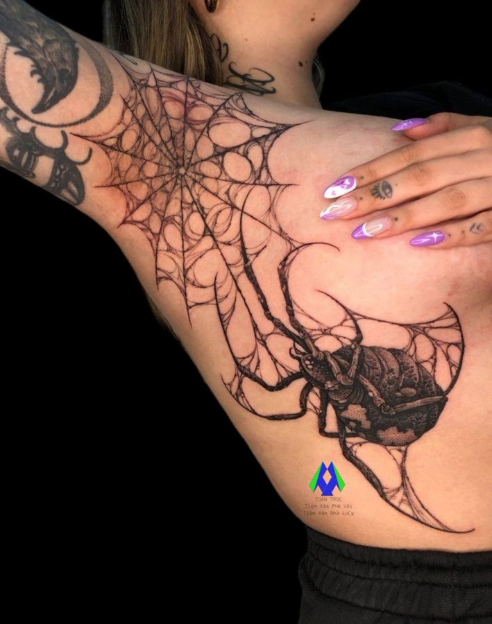 Insane Tattoos tweet media