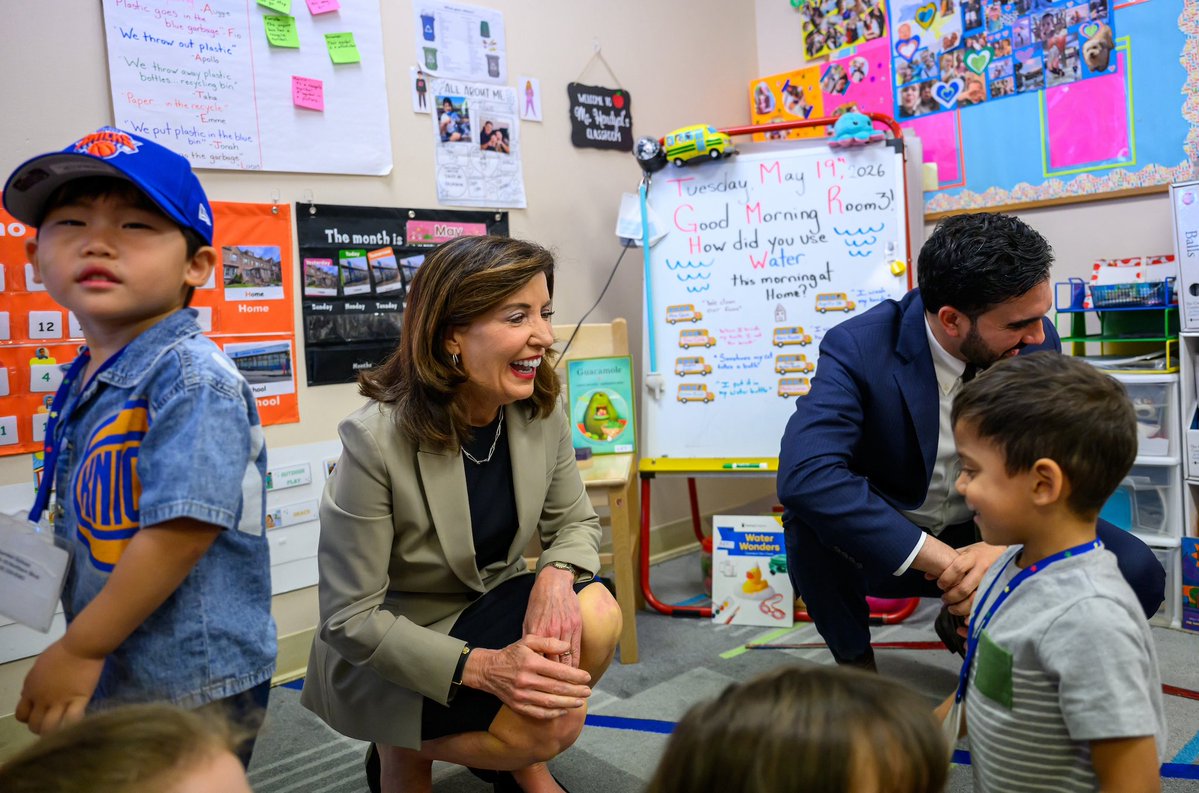 Governor Kathy Hochul tweet media