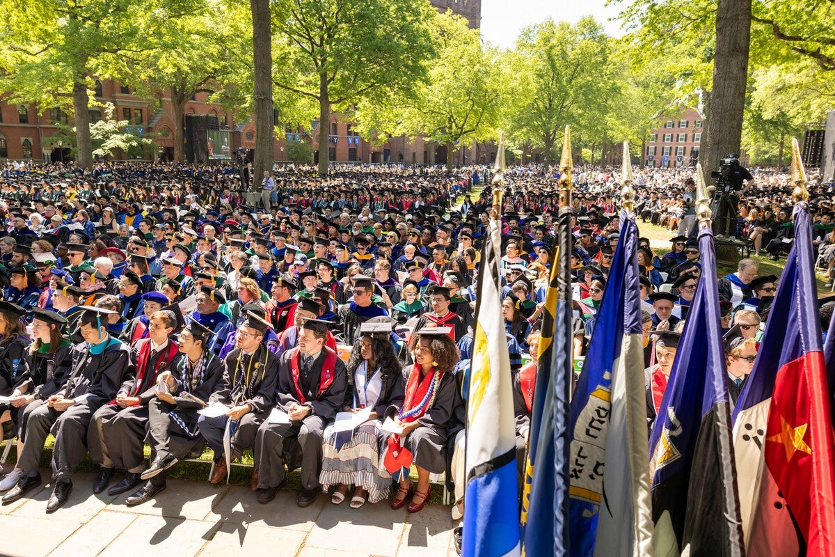 Yale Alumni tweet media