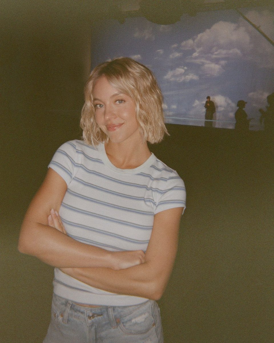 Sydney Sweeney Stan tweet media