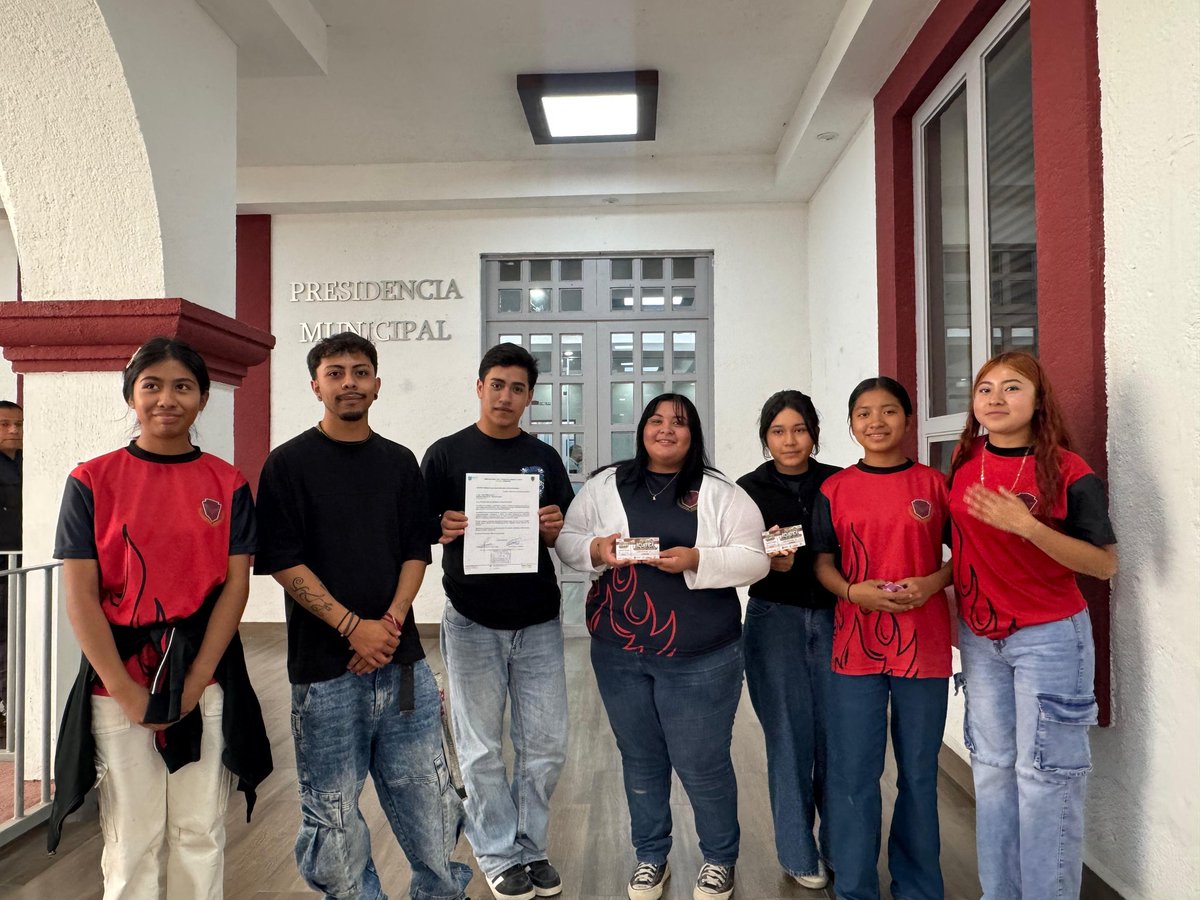 FnerrrLeon's tweet photo. 🗣️🔥¡POR LOS ESTUDIANTES!🔥🗣️
El día de hoy integrantes de la FNERRR en la Ponciano fueron a la presidencia de Escobedo a solicitar el apoyo del alcalde Andrés Mijes, para poder tener el acceso a un parque para que los estudiantes puedan celebrar este próximo día del estudiante. https://t.co/34yHoswBLg