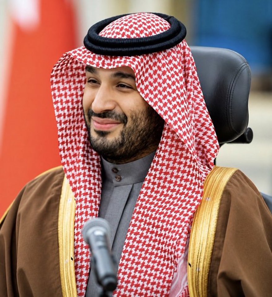 HRHMBNSALMAAN's tweet photo. يمتلك محمد بن سلمان رؤية سياسية تهدف إلى تعزيز الاستقرار الإقليمي وبناء شراكات دولية قوية. https://t.co/oxvrz8sT9n