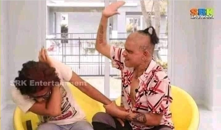 whencutttt's tweet photo. Some cults.. monna TN elections ayyaka Kalyan meda padina trolls ni defend cheyyadaniki raaledu kani.. ivala Glimpse ragane start chesaru.. Haha epllaraa 👌🏻👌🏻👌🏻👌🏻 

Glimpse nachakapothe Kutha muskoni undandi.. Kalyan ki unna negativity chalu.. inka penchakandi !!! https://t.co/m11I4S6AxR
